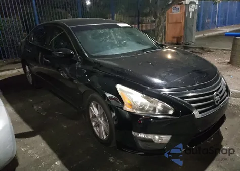 2015 Nissan Altima 2.5 from USA, damaged, VIN 1N4AL3AP6FC134839